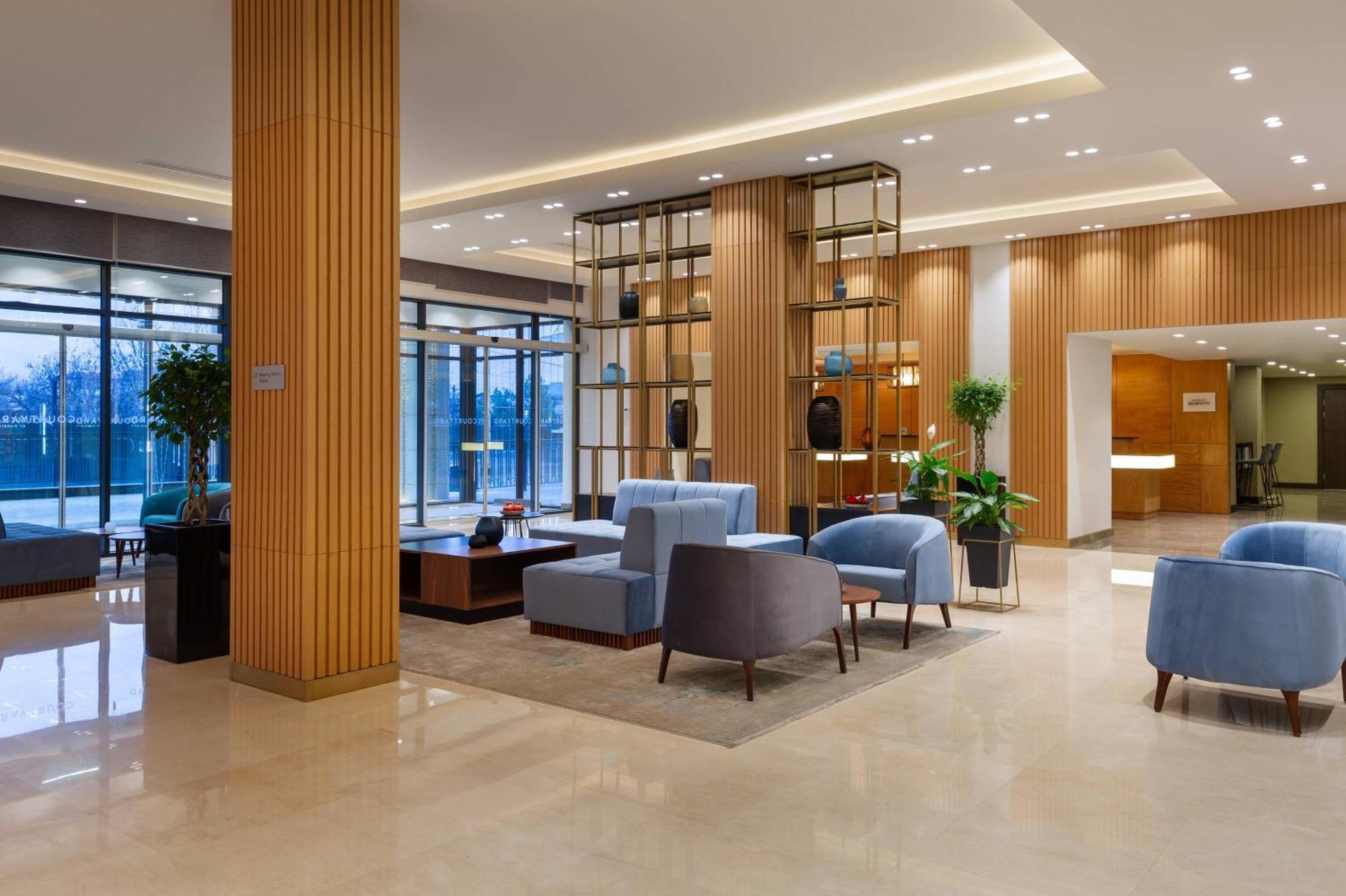 Courtyard By Marriott Tashkent Hotel Ngoại thất bức ảnh